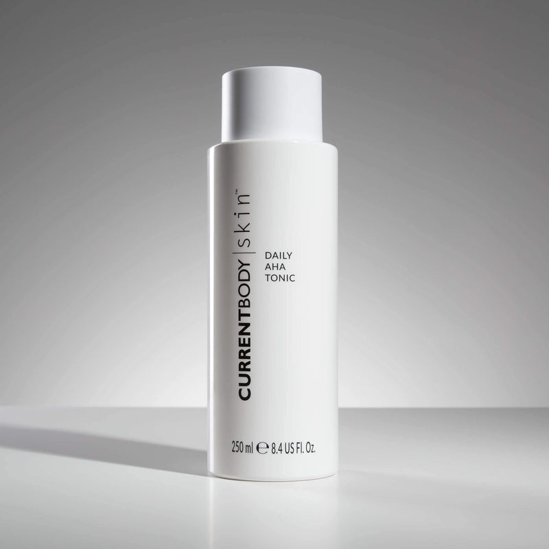 GIFT Currentbody Skin Daily AHA Tonic